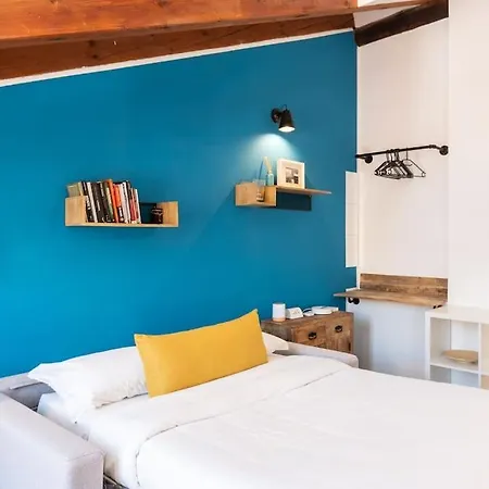10 Minuti Metro Stazione - Attico Moderno Apartment Milan